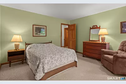 26 Greenwood Circle, Seymour, CT 06483 - Photo 12