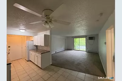 1218 Middle Turnpike West #A, Manchester, CT 06040 - Photo 10