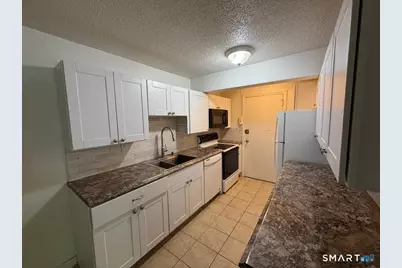 1218 Middle Turnpike West #A, Manchester, CT 06040 - Photo 8