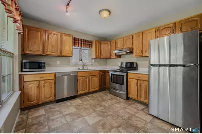 220 Algonquin Trail #220, Trumbull, CT 06611 - Photo 10