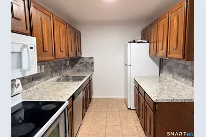 140 Kane Street #C1, West Hartford, CT 06119 - Photo 2