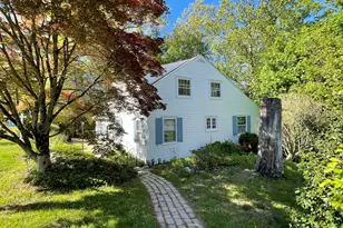 89 Alpine Dr, Newtown, CT 06482 - Photo 4