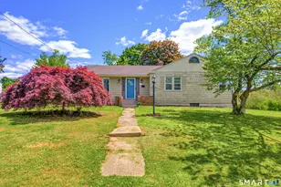 55 Blodgett Roy Dr, New Britain, CT 06053 - Photo 2