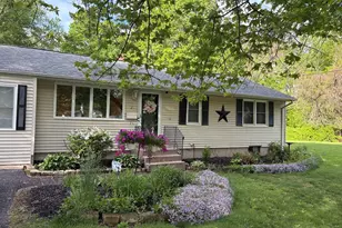 2 Burton St, Bristol, CT 06010 - Photo 2