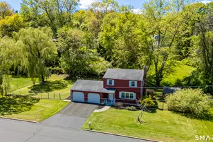 45 Willow Bee Ln, Middletown, CT 06457 - Photo 32
