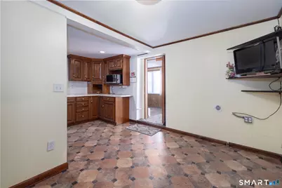 41 Chester Avenue, Waterbury, CT 06704 - Photo 2