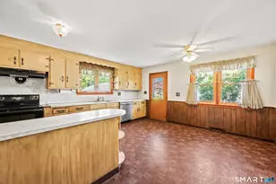 2 Earle St, Portland, CT 06480 - Photo 4