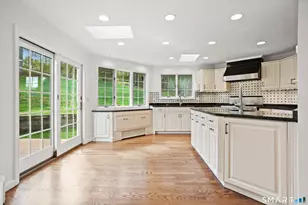 120 Braeside Dr, Hamden, CT 06514 - Photo 6