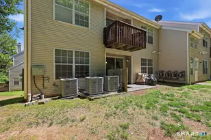 2390 State St, Hamden, CT 06517 - Photo 22