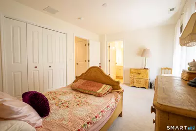 10 Lawrence Avenue #10, Danbury, CT 06810 - Photo 20
