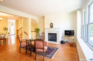 10 Lawrence Ave, Danbury, CT 06810 - Photo 4
