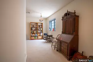 10 Lawrence Ave, Danbury, CT 06810 - Photo 24
