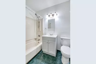11 Bedford Avenue #Q2, Norwalk, CT 06850 - Photo 12
