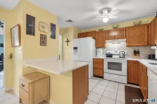 123 River Rd, Shelton, CT 06484 - Photo 6