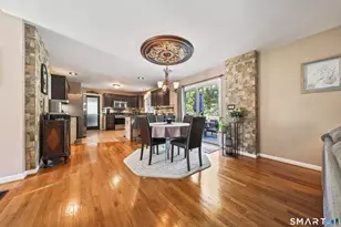 10 Fawn Meadow Dr, Naugatuck, CT 06770 - Photo 12