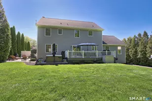 10 Fawn Meadow Dr, Naugatuck, CT 06770 - Photo 32
