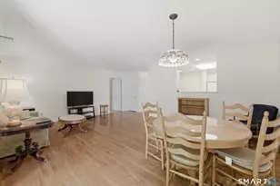12 Tabor Cir, West Hartford, CT 06117 - Photo 4