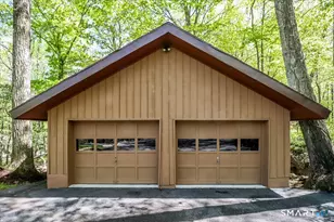 10 Hillcrest Ct, Ridgefield, CT 06877 - Photo 36