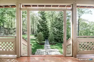 10 Hillcrest Ct, Ridgefield, CT 06877 - Photo 34