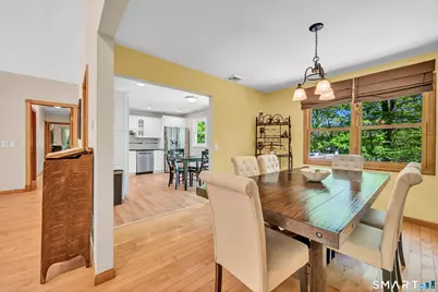20 Judith Drive, Danbury, CT 06811 - Photo 8