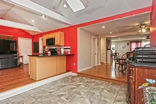 36 Kenwood Rd, Milford, CT 06460 - Photo 4