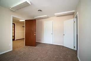 27 Lucy St, Woodbridge, CT 06525 - Photo 26
