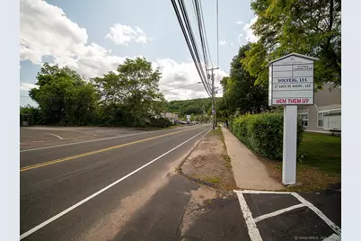 27 Lucy Street, Woodbridge, CT 06525 - Photo 4