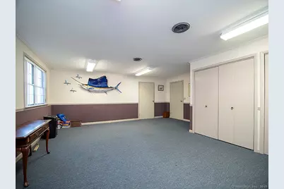 27 Lucy Street, Woodbridge, CT 06525 - Photo 10