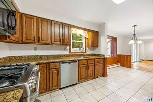 14 Colonial Ct, Cheshire, CT 06410 - Photo 6