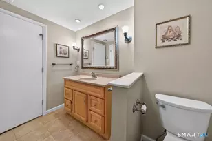 2 Spice Bush Ln, Branford, CT 06405 - Photo 24