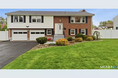 16 Ridge Crest Circle, Wethersfield, CT 06109 - Photo 2