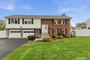 16 Ridge Crest Cir, Wethersfield, CT 06109 - Photo 2