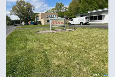 72 Granby Street, Bloomfield, CT 06002 - Photo 2
