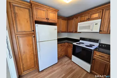 1 Churchill Way #1, Newington, CT 06111 - Photo 8
