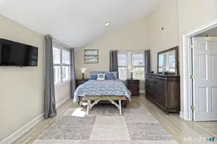 136 Hillside Ave, Milford, CT 06460 - Photo 22