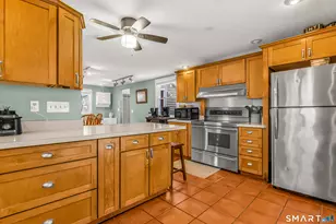 106 Hawley Ave, Milford, CT 06460 - Photo 8