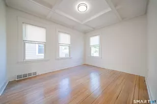 50 Jones St, West Haven, CT 06516 - Photo 8