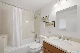 190 Red Fox Rd, Stamford, CT 06903 - Photo 24