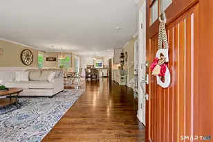 125 Pepperidge Cir, Fairfield, CT 06824 - Photo 4