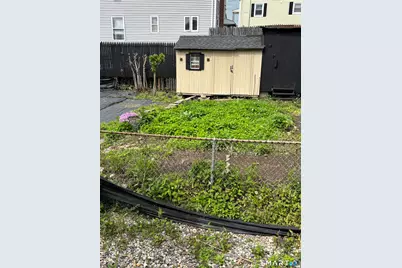 53 Wolcott Street, Waterbury, CT 06705 - Photo 2