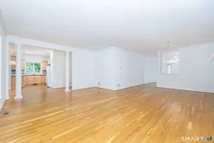 9 Ashton Cir, Simsbury, CT 06070 - Photo 4