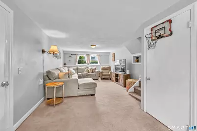 2 Berkshire Drive, Danbury, CT 06811 - Photo 26
