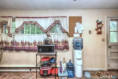 14 Horseshoe Drive, Waterbury, CT 06706 - Photo 16