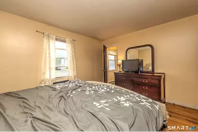 14 Horseshoe Drive, Waterbury, CT 06706 - Photo 20