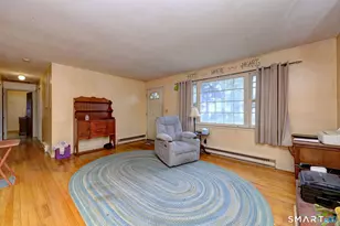 14 Horseshoe Dr, Waterbury, CT 06706 - Photo 8