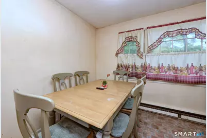 14 Horseshoe Drive, Waterbury, CT 06706 - Photo 10