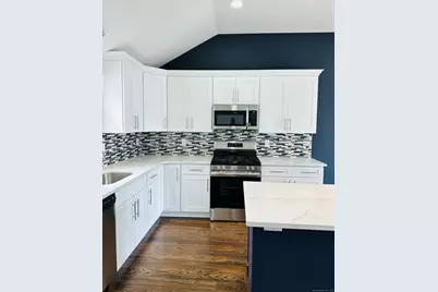 300 Birmingham Street, Bridgeport, CT 06606 - Photo 22