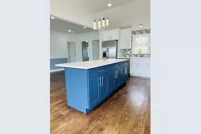 300 Birmingham Street, Bridgeport, CT 06606 - Photo 8