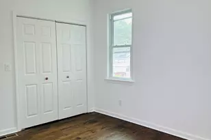300 Birmingham St, Bridgeport, CT 06606 - Photo 16