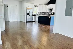 300 Birmingham St, Bridgeport, CT 06606 - Photo 20